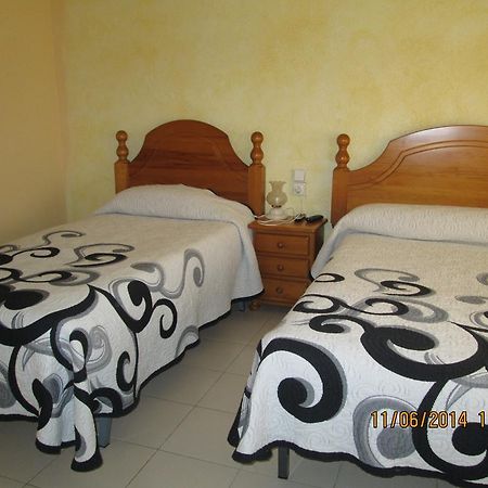 Hotel Pensio l'Avi Pep Saus Esterno foto