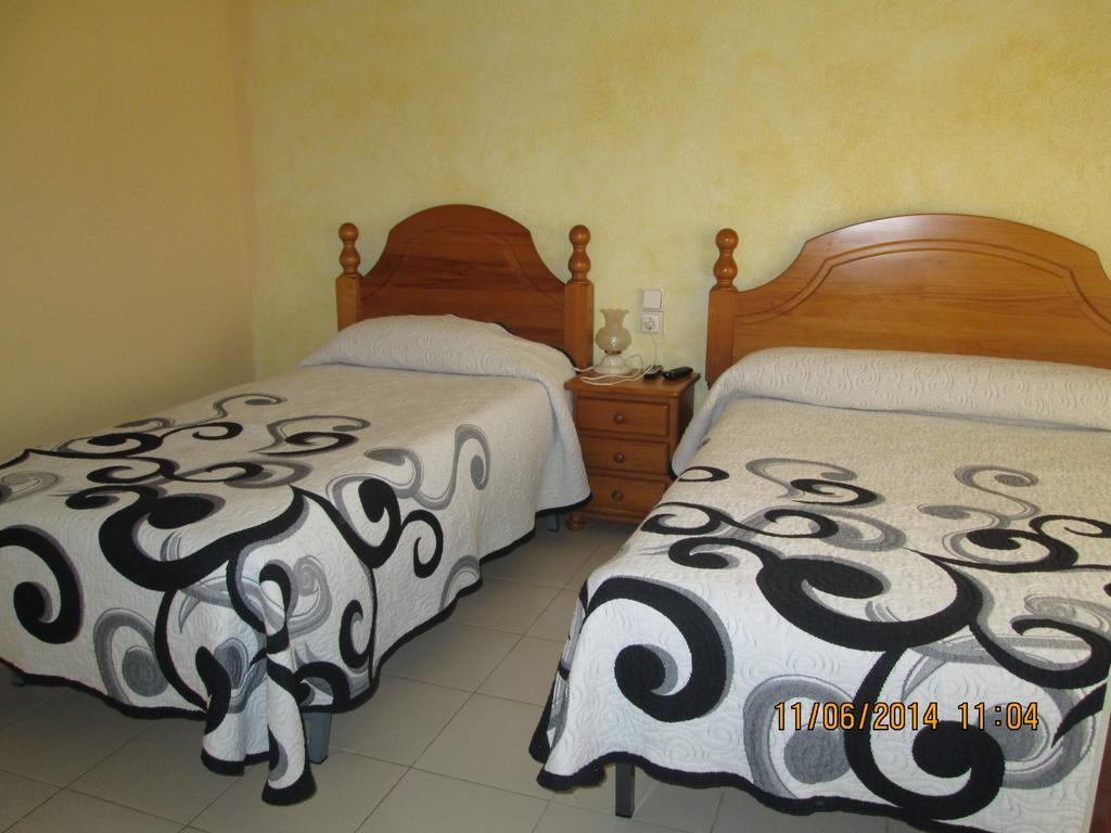 Hotel Pensio l'Avi Pep Saus Esterno foto