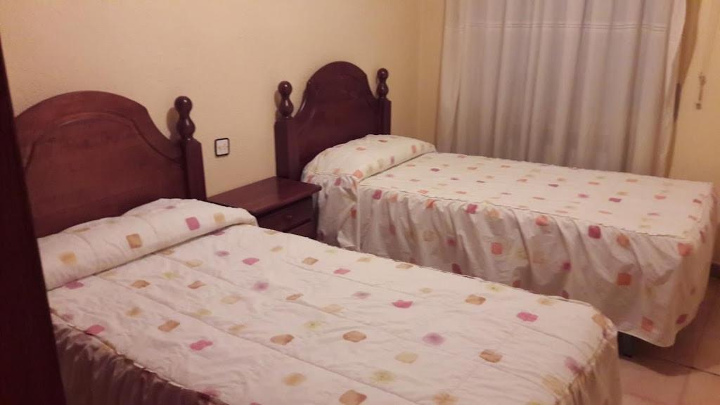 Hotel Pensio l'Avi Pep Saus Esterno foto