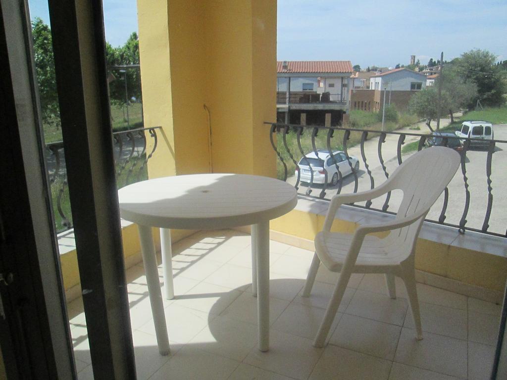 Hotel Pensio l'Avi Pep Saus Esterno foto