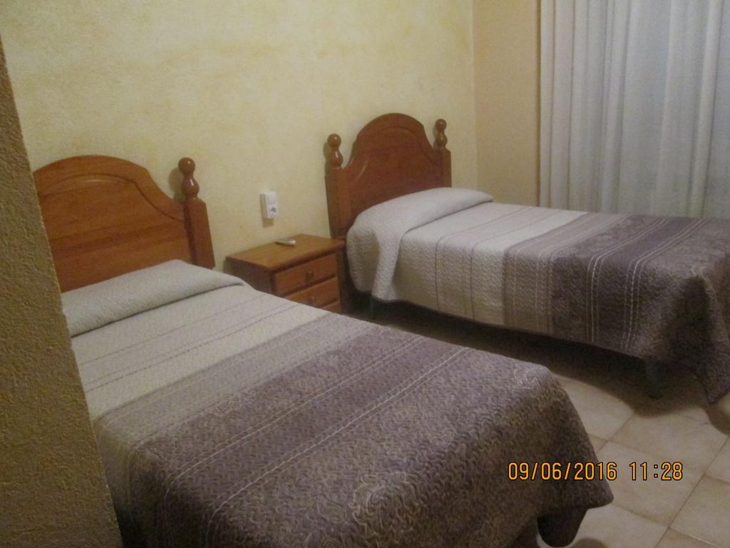 Hotel Pensio l'Avi Pep Saus Esterno foto